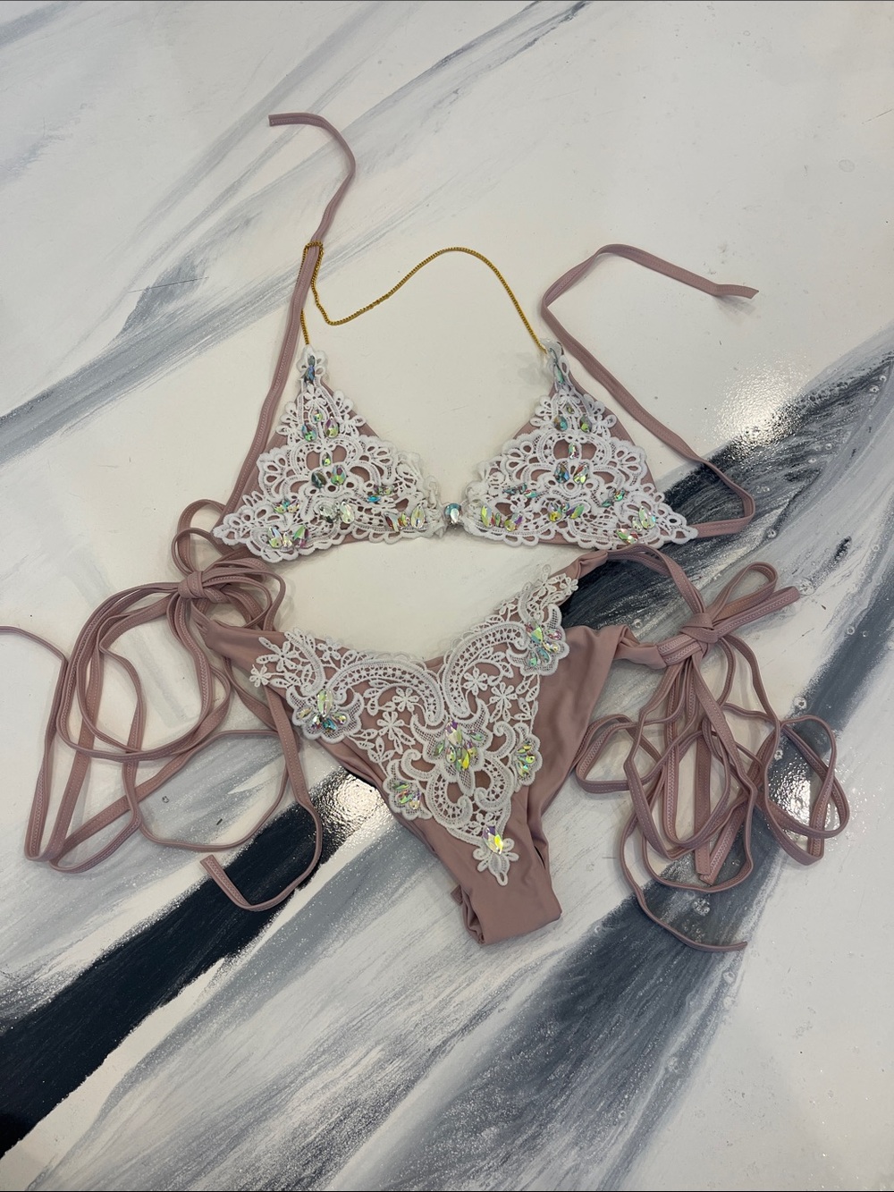 NEW Delicate Lace Appliqué Mauve Tie-Side Bikini